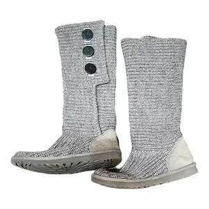 Ugg Cardy Classic knit boots. Size 6